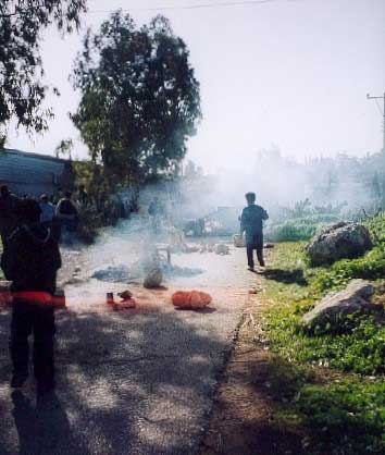 Jeeps and soldiers invaded the outskirts of the village in a bid to intimidate the inhabitants.